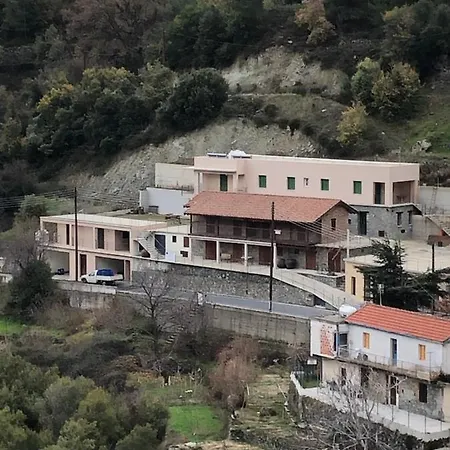 Dionysos Saranti Agrotourism Country house