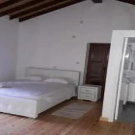 Dionysos Saranti Agrotourism *